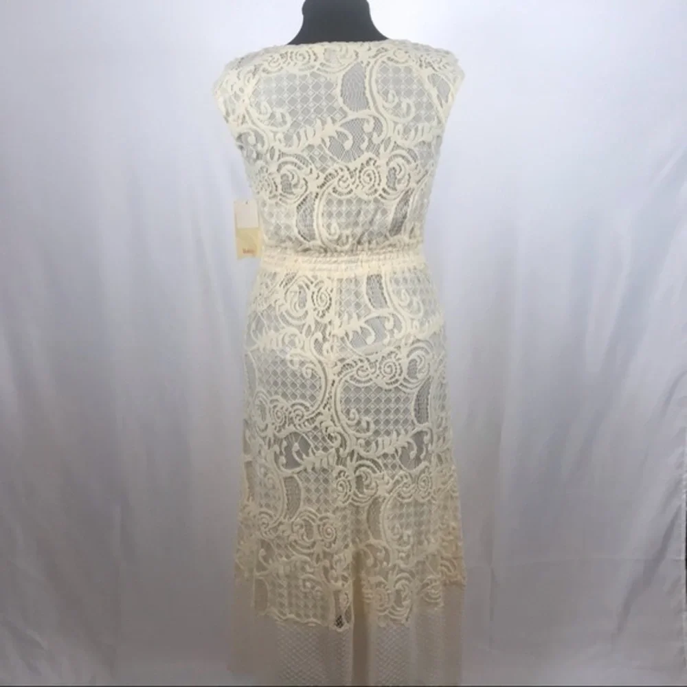 Sold—Reba Island Getaway Midi Dress in Butter - Picture 9 of 15